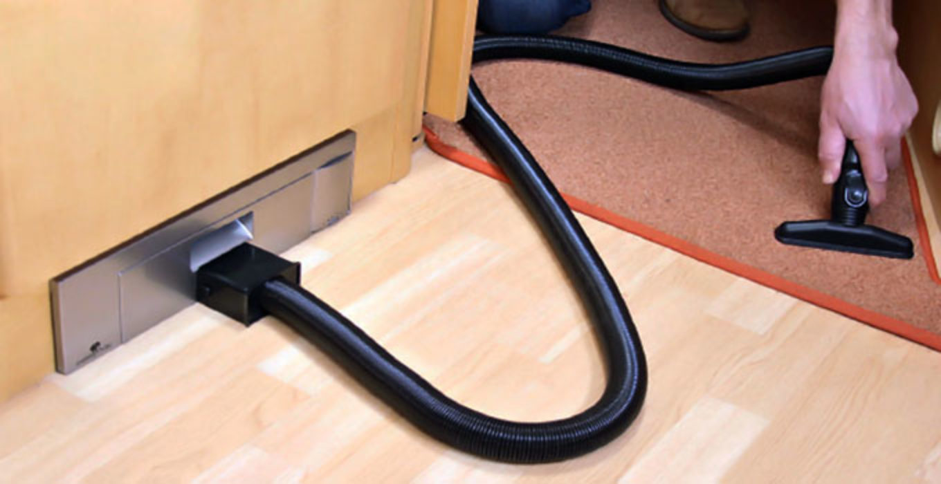 SweepoVac Reviews [The Best Kitchen Vacuum Cleaner in 2024]