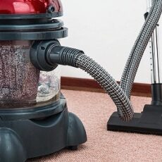 How Does a Wet and Dry Vacuum Cleaner Work?